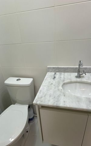 Apartamento para alugar com 58m², 2 quartos e 1 vaga Apartamento para alugar com 58m², 2 quartos e 1 vagaBanheiro