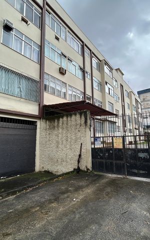 Apartamento para alugar com 100m², 3 quartos e 1 vagaFachada e portaria