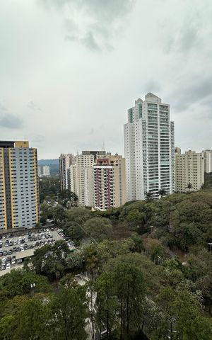 Studio para alugar com 42m², 1 quarto e 1 vaga Studio para alugar com 42m², 1 quarto e 1 vagaVista