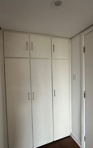 Studio para alugar com 42m², 1 quarto e 1 vaga Studio para alugar com 42m², 1 quarto e 1 vagaCloset
