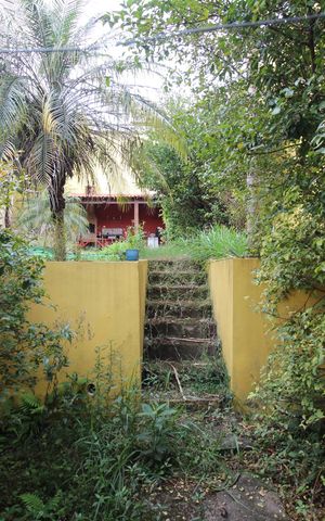 Casa à venda com 245m², 4 quartos e 6 vagasQuintal