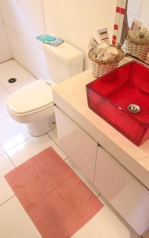 Casa à venda com 245m², 4 quartos e 6 vagasBanheiro 2