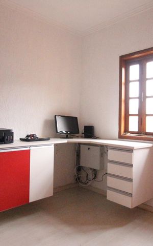 Casa à venda com 245m², 4 quartos e 6 vagasQuarto 2