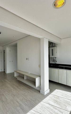Apartamento à venda com 49m², 1 quarto e 1 vaga Apartamento à venda com 49m², 1 quarto e 1 vagaVaranda