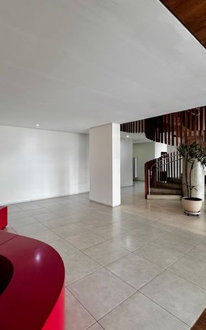 Apartamento à venda com 49m², 1 quarto e 1 vaga Apartamento à venda com 49m², 1 quarto e 1 vagaHall Social Bloco