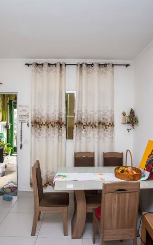 Casa à venda com 125m², 2 quartos e 1 vagaSala