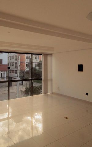 Casa à venda com 344m², 6 quartos e 5 vagas Casa à venda com 344m², 6 quartos e 5 vagasSala 1