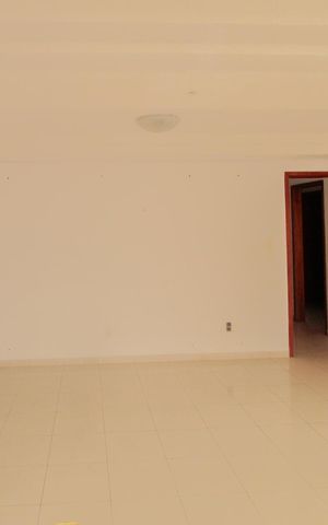 Casa à venda com 344m², 6 quartos e 5 vagas Casa à venda com 344m², 6 quartos e 5 vagasSala 1