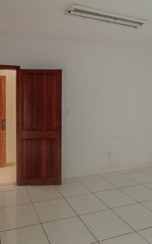 Casa à venda com 344m², 6 quartos e 5 vagas Casa à venda com 344m², 6 quartos e 5 vagasSala de Jantar