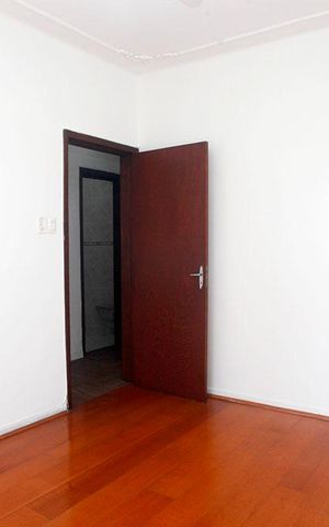 Apartamento para alugar com 79m², 3 quartos e sem vagaQuarto 2