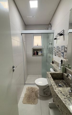 Apartamento à venda com 81m², 2 quartos e 1 vaga Apartamento à venda com 81m², 2 quartos e 1 vagaBanheiro