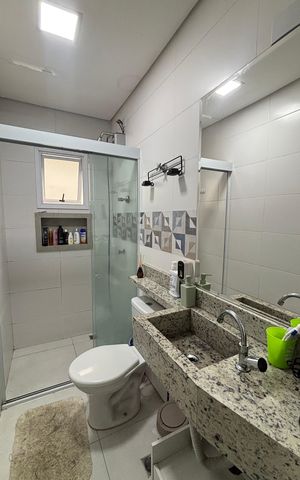 Apartamento à venda com 81m², 2 quartos e 1 vaga Apartamento à venda com 81m², 2 quartos e 1 vagaBanheiro
