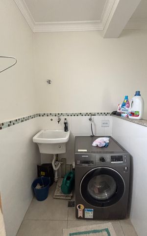 Apartamento à venda com 81m², 2 quartos e 1 vaga Apartamento à venda com 81m², 2 quartos e 1 vagaCobertura - Area de Serviço