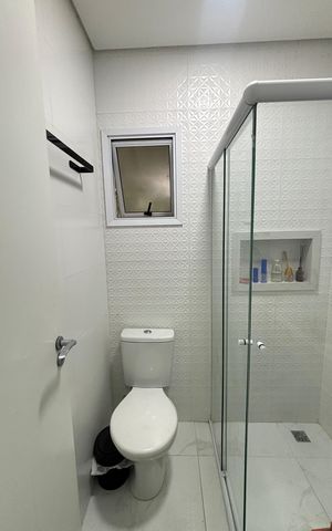 Apartamento à venda com 81m², 2 quartos e 1 vaga Apartamento à venda com 81m², 2 quartos e 1 vagaBanheiro da Suíte