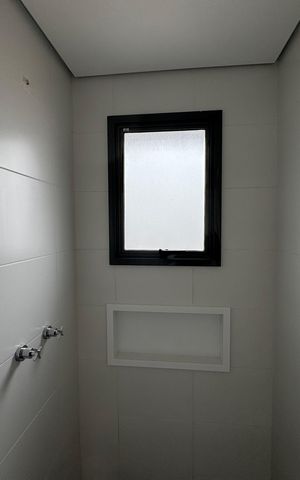 Apartamento à venda com 64m², 2 quartos e 2 vagasBanheiro da Suíte