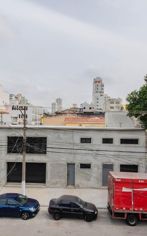 Casa à venda com 197m², 4 quartos e 2 vagas Casa à venda com 197m², 4 quartos e 2 vagasVista Sala 2