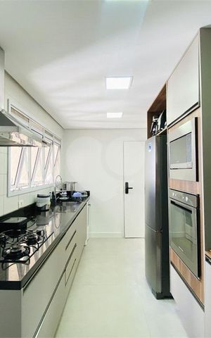 Apartamento à venda com 155m², 4 quartos e 3 vagas