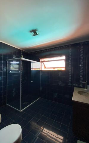 Casa à venda com 300m², 4 quartos e 5 vagas