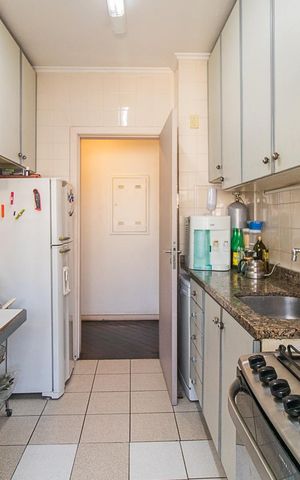 Apartamento à venda com 200m², 3 quartos e 2 vagasCozinha