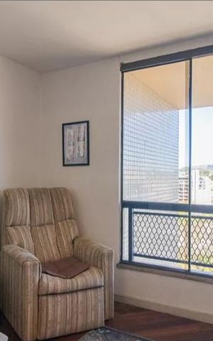 Apartamento à venda com 200m², 3 quartos e 2 vagas Apartamento à venda com 200m², 3 quartos e 2 vagasSala