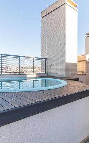 Apartamento à venda com 200m², 3 quartos e 2 vagasÁrea comum - Piscina