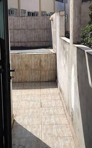 Casa à venda com 122m², 2 quartos e 1 vaga Casa à venda com 122m², 2 quartos e 1 vagaQuintal