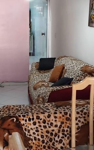 Casa à venda com 122m², 2 quartos e 1 vaga Casa à venda com 122m², 2 quartos e 1 vagaSala