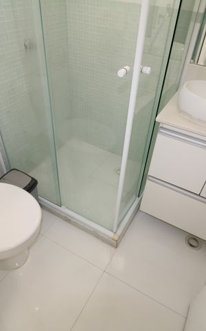Apartamento à venda com 72m², 2 quartos e 2 vagasBanheiro 1