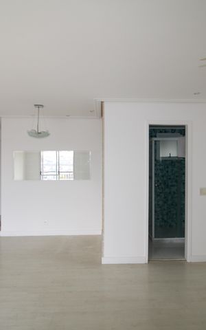 Apartamento à venda com 72m², 2 quartos e 2 vagasSala