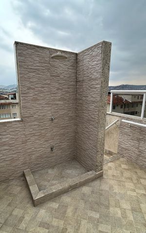 Apartamento à venda com 65m², 2 quartos e 1 vagaÁrea comum 