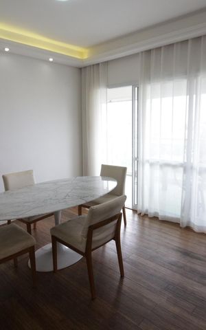 Apartamento à venda com 137m², 3 quartos e 2 vagasSala