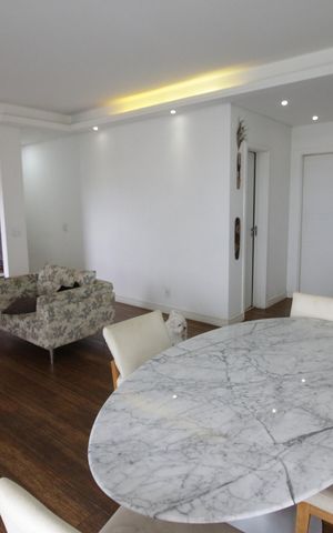 Apartamento à venda com 137m², 3 quartos e 2 vagasSala