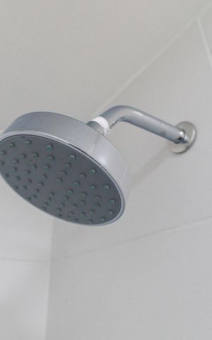 Apartamento para alugar com 68m², 2 quartos e 1 vaga Apartamento para alugar com 68m², 2 quartos e 1 vagaBanheiro da Suíte