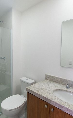 Apartamento para alugar com 68m², 2 quartos e 1 vaga Apartamento para alugar com 68m², 2 quartos e 1 vagaBanheiro da Suíte