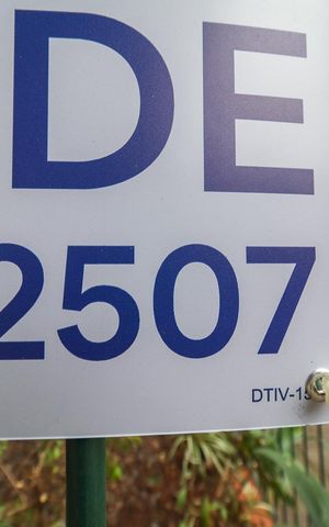 Apartamento para alugar com 58m², 2 quartos e 1 vagaPlaca