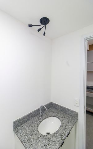 Apartamento à venda com 42m², 2 quartos e sem vaga Apartamento à venda com 42m², 2 quartos e sem vagaBanheiro