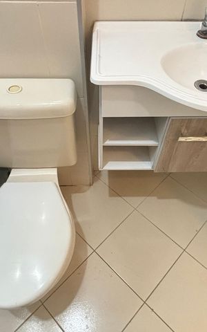 Apartamento para alugar com 60m², 2 quartos e 1 vaga Apartamento para alugar com 60m², 2 quartos e 1 vagaBanheiro