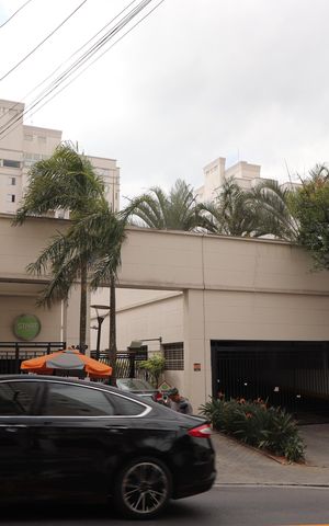 Apartamento à venda com 55m², 2 quartos e 1 vagaFachada