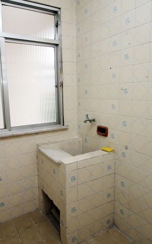 Apartamento à venda com 70m², 2 quartos e 1 vagaÁrea de Serviço