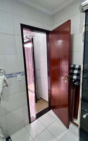 Casa à venda com 206m², 3 quartos e 2 vagas Casa à venda com 206m², 3 quartos e 2 vagasBanheiro da Suíte 3