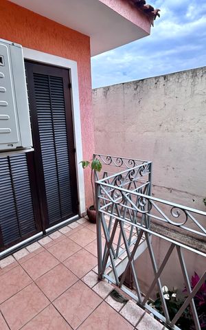Casa à venda com 206m², 3 quartos e 2 vagas Casa à venda com 206m², 3 quartos e 2 vagasQuarto Suíte 1