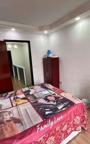 Casa à venda com 206m², 3 quartos e 2 vagas Casa à venda com 206m², 3 quartos e 2 vagasQuarto Suíte 3