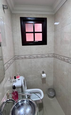 Casa à venda com 206m², 3 quartos e 2 vagas Casa à venda com 206m², 3 quartos e 2 vagasLavabo 1