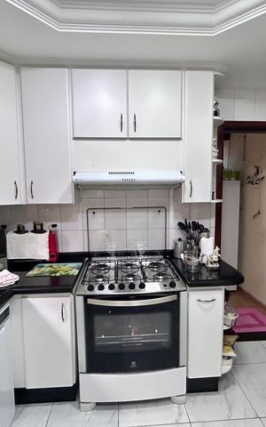 Casa à venda com 206m², 3 quartos e 2 vagas Casa à venda com 206m², 3 quartos e 2 vagasCozinha