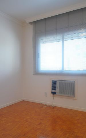 Apartamento à venda com 340m², 3 quartos e 3 vagasQuarto