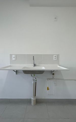 Apartamento à venda com 32m², 2 quartos e sem vaga Apartamento à venda com 32m², 2 quartos e sem vagaCozinha e Área de Serviço
