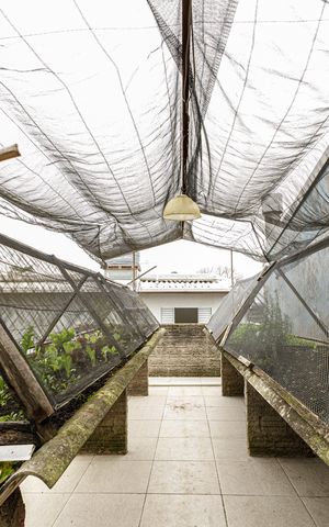 Casa à venda com 300m², 4 quartos e 2 vagas Casa à venda com 300m², 4 quartos e 2 vagashorta