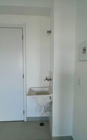 Apartamento para alugar com 32m², 2 quartos e sem vaga Apartamento para alugar com 32m², 2 quartos e sem vagaÁrea de Serviço