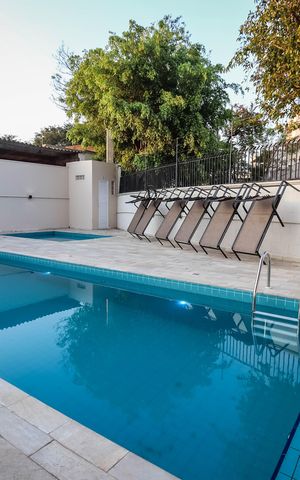 Apartamento à venda com 69m², 2 quartos e 2 vagas Apartamento à venda com 69m², 2 quartos e 2 vagasÁrea comum - Piscina