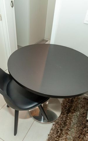 Studio à venda com 31m², 1 quarto e sem vagaMesa de jantar